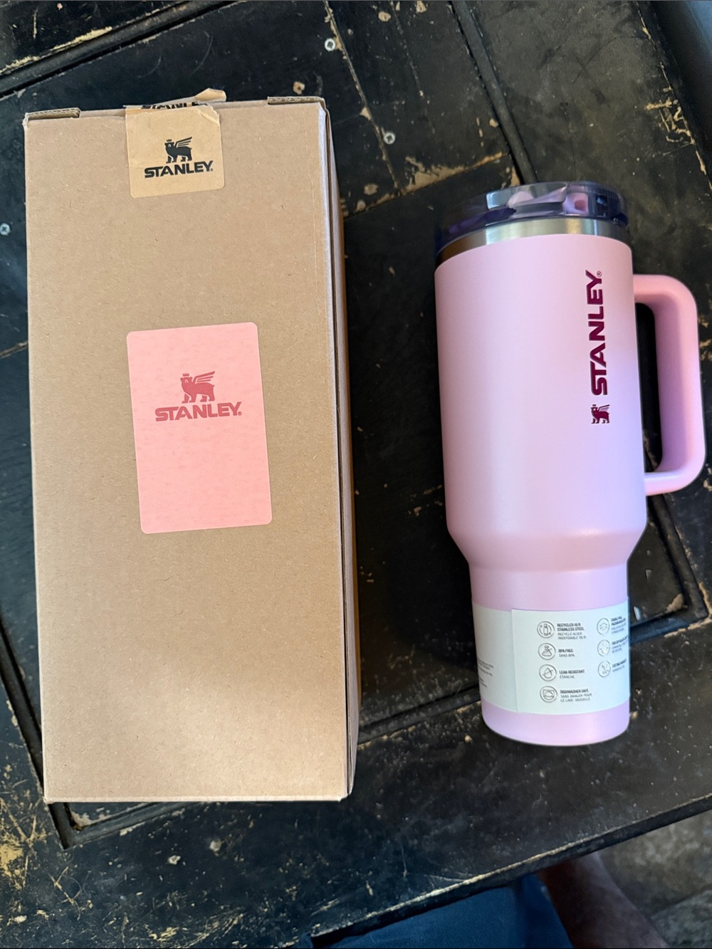 Stanley 40oz FlipTop Pink Insulated Travel Mug with Handle